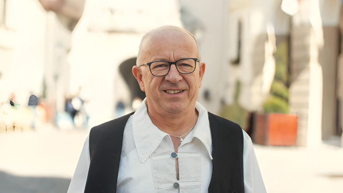 akos_emlekerem.png akos_emlekerem.png